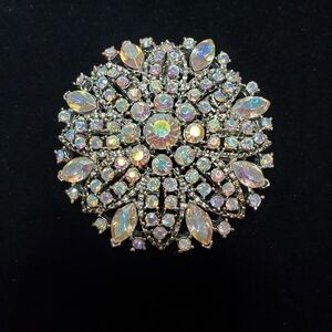 Vintage Silver Tone Rhinestone Crystal Brooch